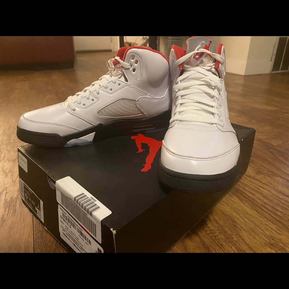 Nike Air Jordan 5 “Fire Red Silver Tongue” - Picture 7 of 13